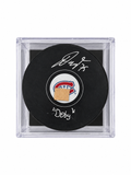 Jakub Dobes #75 – Rondelle des Canadiens de Montréal autographiée avec inscription "Doby" – COA