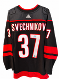 Andrei Svechnikov #37 – Chandail Adidas (Black) autographié – AJ Sports COA